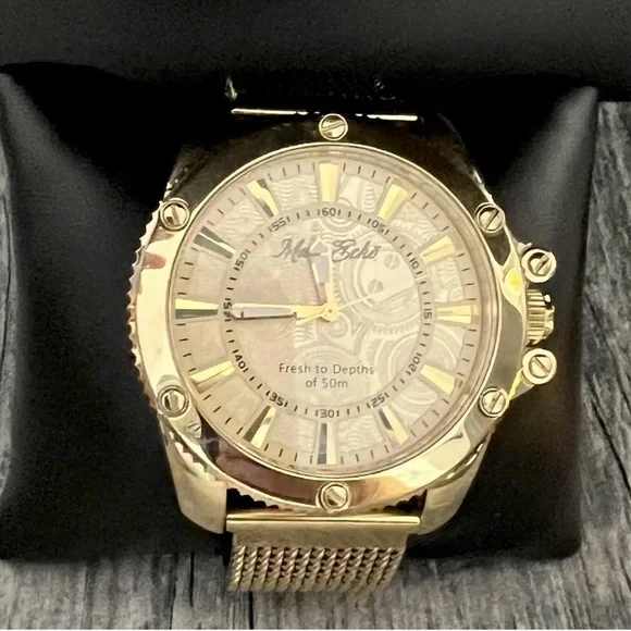 Marc Ecko Luxurious Gold Men's Watch ‼️READ PLEASE NEED NEW BATTERIES BRAND NEW